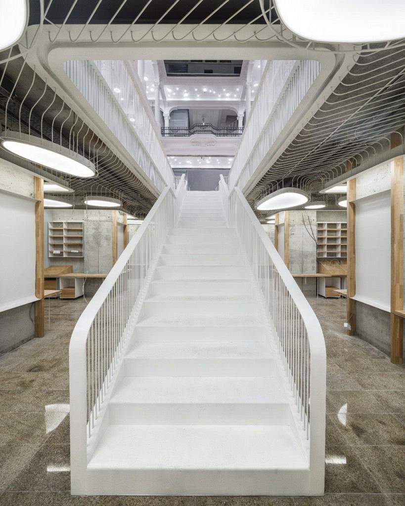 romanian_bookstore05